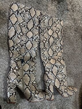Zara Snake Print Knee-High Heeled Boots in Beige and Black